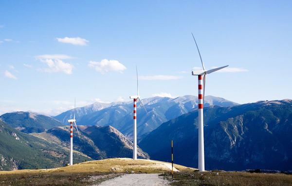 為什么很多風力發電機都是不運行的狀態？
