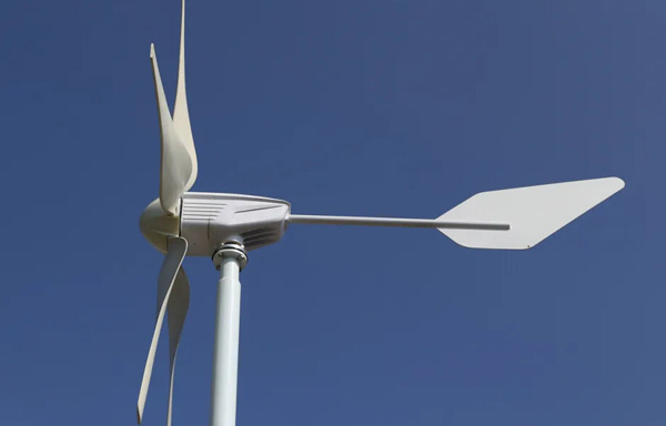 小型風力發(fā)電機的尾翼功能