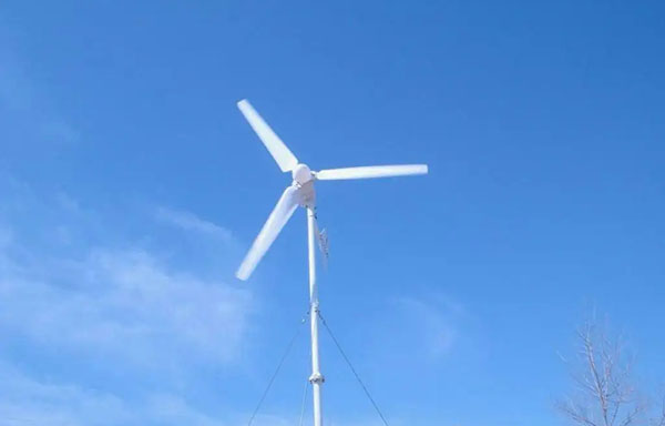 正確保養(yǎng)小型風力發(fā)電機
