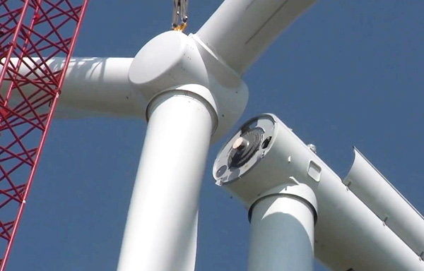 風力發電機組安裝過程中有哪些風險和挑戰？